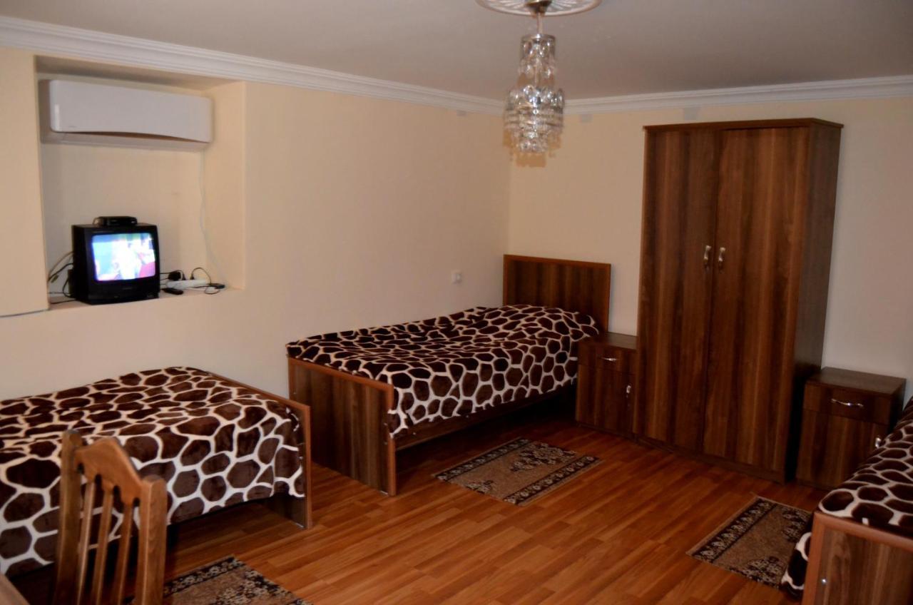 Nunu'S Guesthouse Tskaltubo Dış mekan fotoğraf